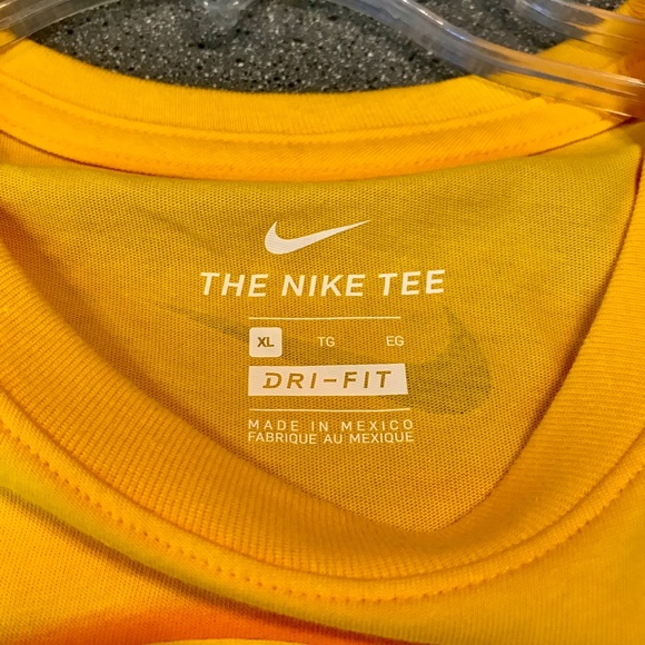 Nike Kyrie Cereal Kix T-Shirt Size XL - Picture 4 of 7